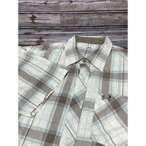 Under Armour Men's‎ Short Sleeve Snap Up Shirt Beige Blue Size Large